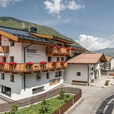 Bed & Breakfast Fruehstueckspension Broser