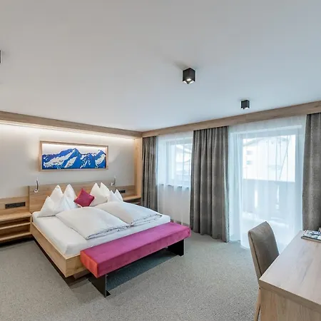 Fruehstueckspension Broser Bed & Breakfast 3*